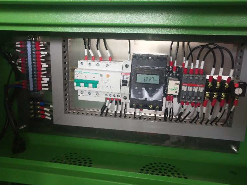 霧森人造霧設(shè)備由哪幾部分組成？