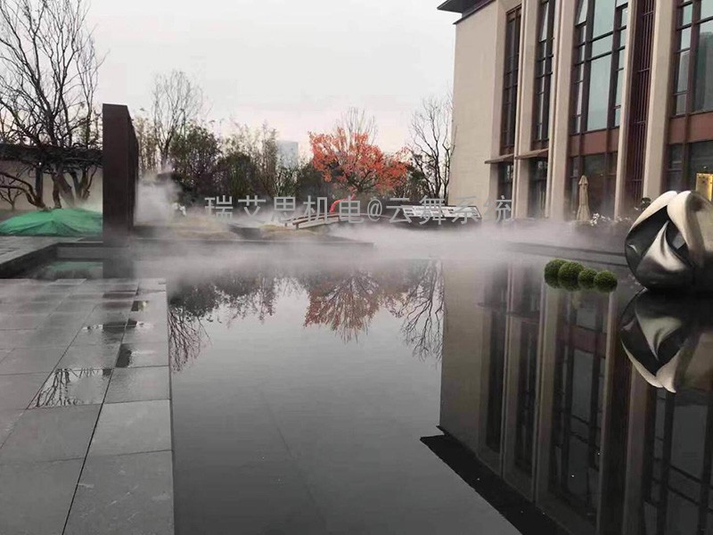 人造霧設(shè)備使用說(shuō)明